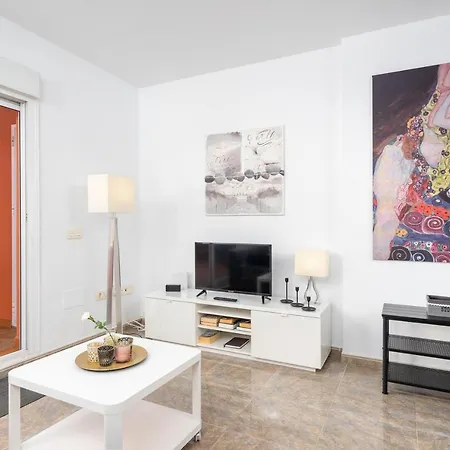 Penthouse In By Costarentals - Ref 09 アパート トレモリノス